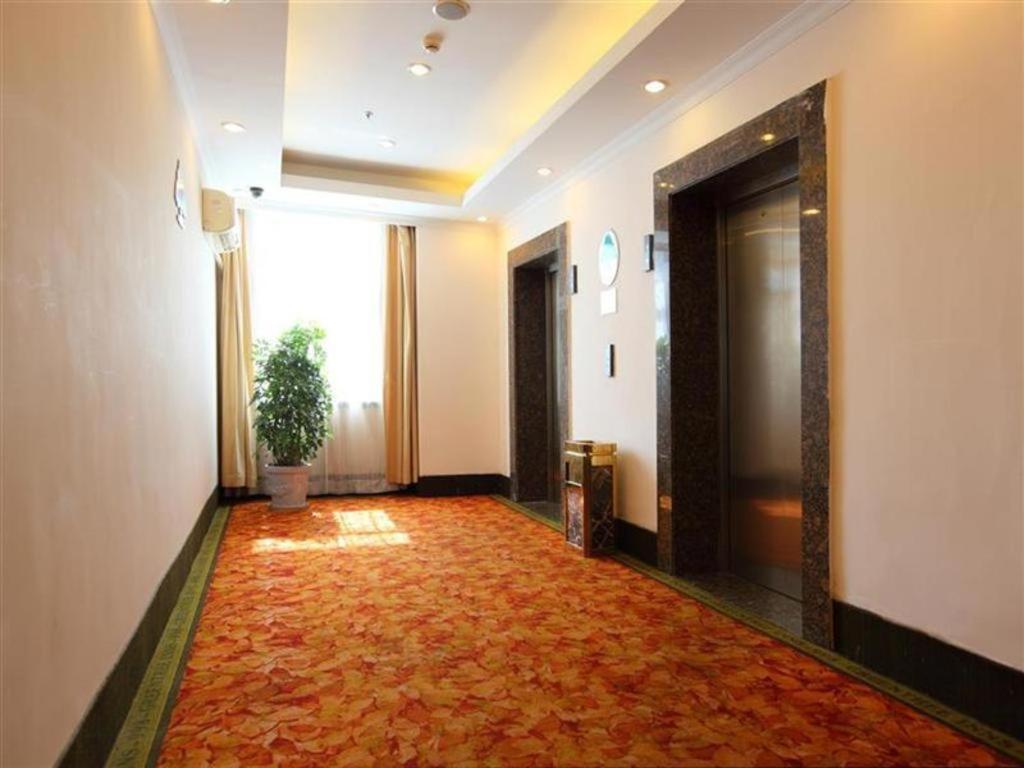 Vx Hotel Shanghai Yixian Road Dabaishu Exteriér fotografie